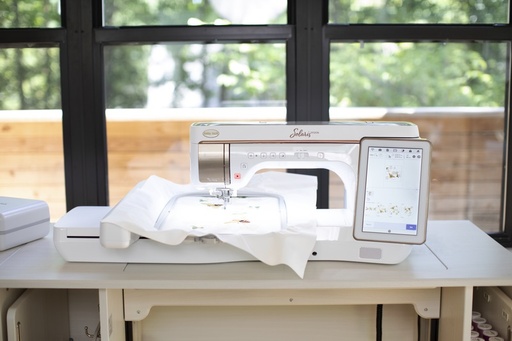 Solaris Vision Sewing/Embroidery Machine