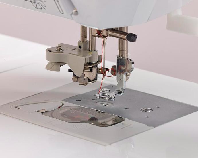 Bloom Sewing/Embroidery Machine