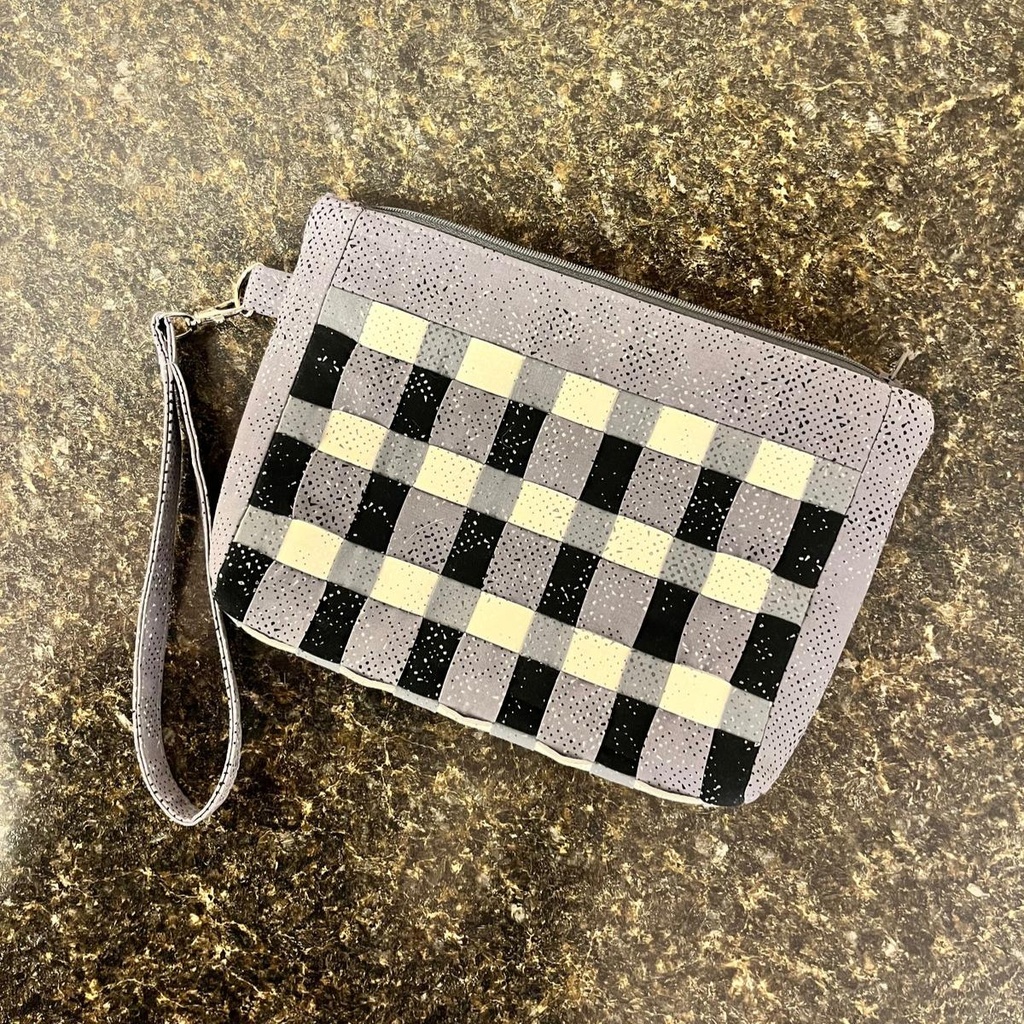 Woven Clutch Pattern