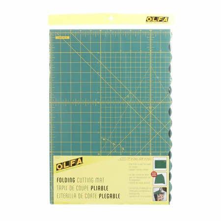 OLFA Folding Cutting Mat 17" x 24"